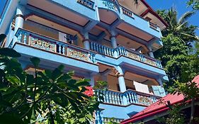Ocean Breeze Inn